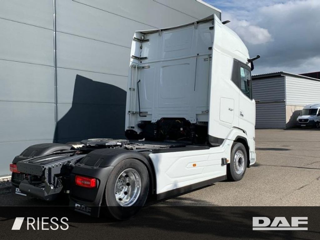 DAF XG+ 530 FT Leder Alcoa Vollluft Standklima - Tegljač: slika 3 DAF XG+ 530 FT Leder Alcoa Vollluft Standklima - Tegljač: slika 3