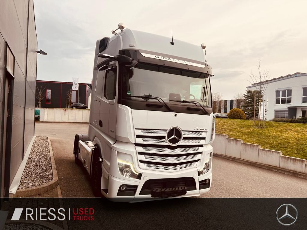 Mercedes-Benz 1851 LS GigaSpace Vollluft BiXenon KlimaA Navi Mercedes-Benz 1851 LS GigaSpace Vollluft BiXenon KlimaA Navi - Tegljač: slika 3 Mercedes-Benz 1851 LS GigaSpace Vollluft BiXenon KlimaA Navi Mercedes-Benz 1851 LS GigaSpace Vollluft BiXenon KlimaA Navi - Tegljač: slika 3