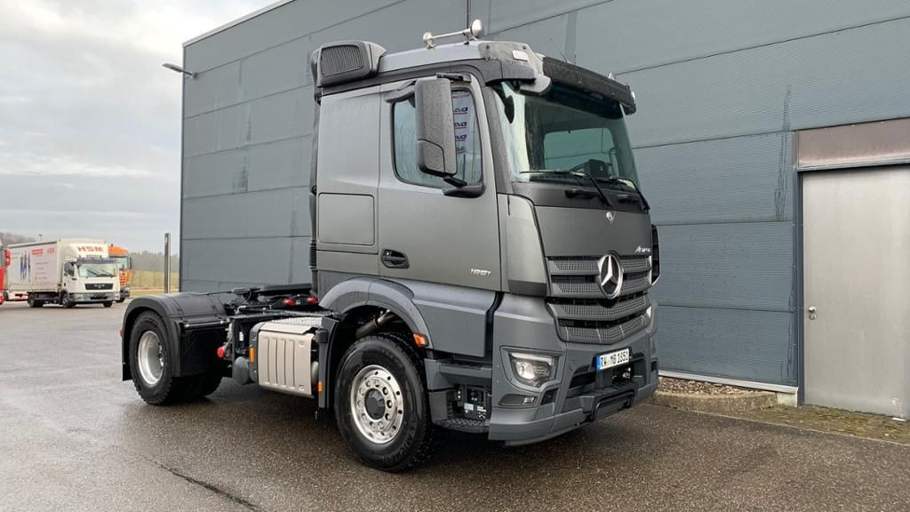 Mercedes-Benz Actros 1851 LS HAD Kipphydraulik ACC AHK AUT LED - Tegljač: slika 1 Mercedes-Benz Actros 1851 LS HAD Kipphydraulik ACC AHK AUT LED - Tegljač: slika 1