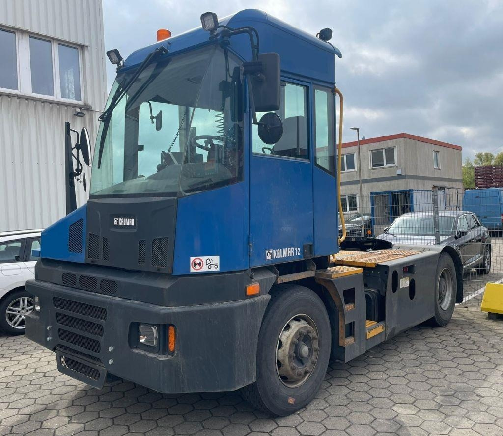 Kalmar T2 - Terminalni traktor: slika 4 Kalmar T2 - Terminalni traktor: slika 4
