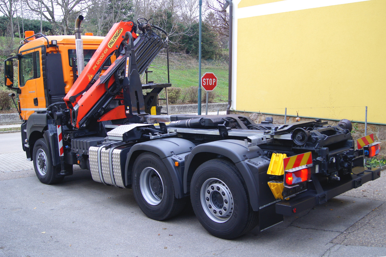 MAN TGS 28.400 BL 6x4-4/PK 12002 D/PALIFT/Winterdienst/Streuer/Pflug - Kamion sa hidrauličnom kukom, Kamion sa dizalicom: slika 3 MAN TGS 28.400 BL 6x4-4/PK 12002 D/PALIFT/Winterdienst/Streuer/Pflug - Kamion sa hidrauličnom kukom, Kamion sa dizalicom: slika 3