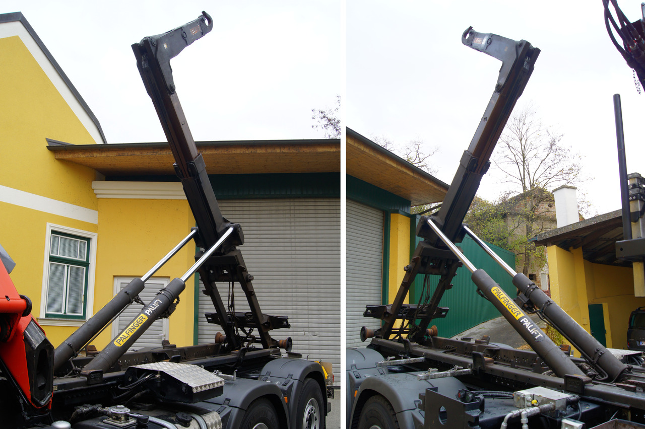 Vozilo za čišćenje snega MAN TGS 28.400 BL 6x4-4/TÜV/PK12002/PALIFT/Winterdienst/Salzstreuer/Streuer/Schneepflug: slika 19 Vozilo za čišćenje snega MAN TGS 28.400 BL 6x4-4/TÜV/PK12002/PALIFT/Winterdienst/Salzstreuer/Streuer/Schneepflug: slika 19