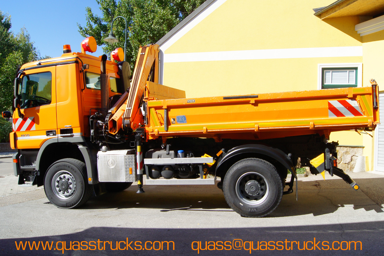 MERCEDES-BENZ ACTROS 1836 /4x4/TÜV/FASSI 110/MEILLER/Wechselsystem/Winterdienst - Kamion sa dizalicom: slika 2 MERCEDES-BENZ ACTROS 1836 /4x4/TÜV/FASSI 110/MEILLER/Wechselsystem/Winterdienst - Kamion sa dizalicom: slika 2