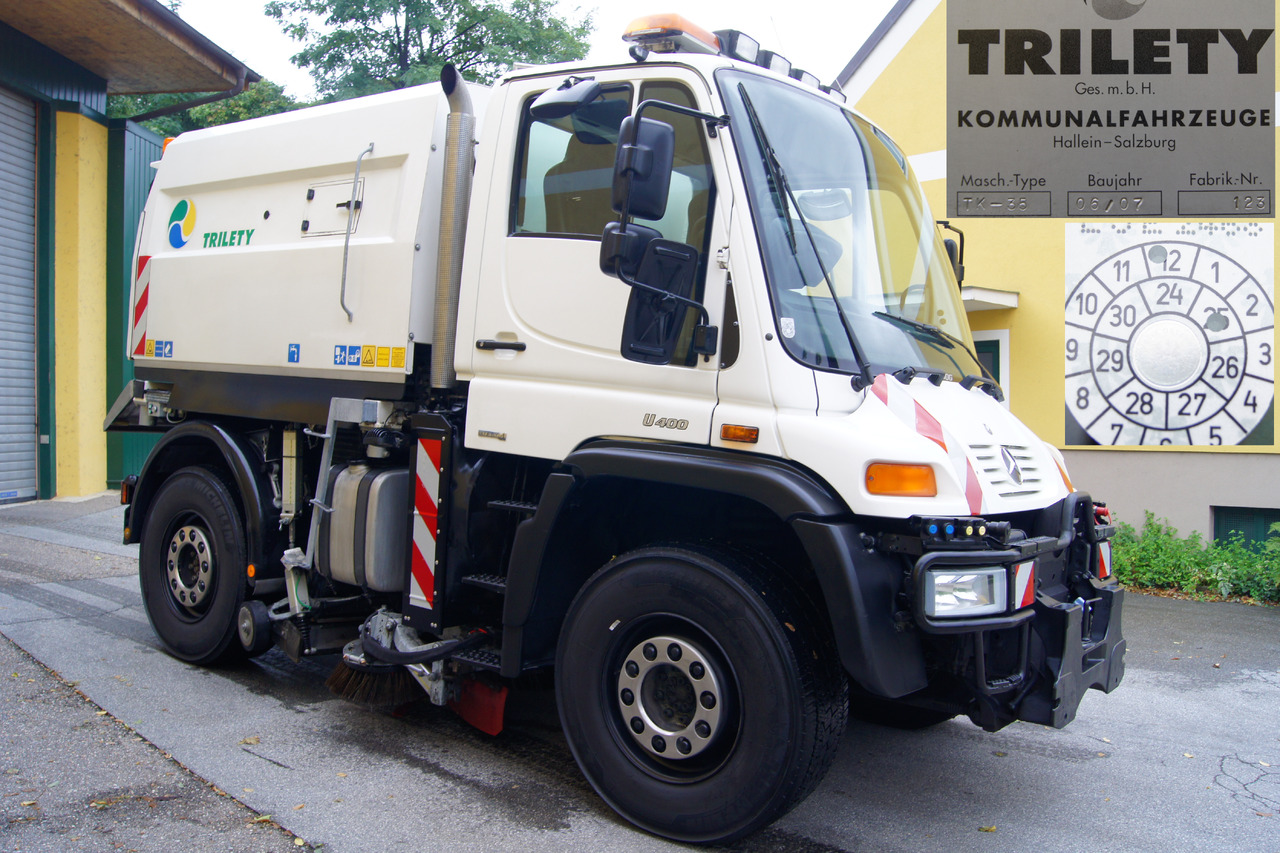 UNIMOG Unimog U400 + TRILETY Kehrmaschine/TÜV/EUR4/Leistungshydraulik - Autočistilica: slika 2 UNIMOG Unimog U400 + TRILETY Kehrmaschine/TÜV/EUR4/Leistungshydraulik - Autočistilica: slika 2