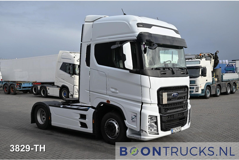 Ford F-MAX 500 4x2 | EURO6 * 2x FUEL TANK * ACC * 2x AVAILABLE - Tegljač: slika 4 Ford F-MAX 500 4x2 | EURO6 * 2x FUEL TANK * ACC * 2x AVAILABLE - Tegljač: slika 4