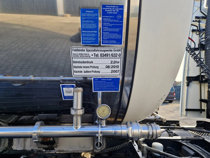 Poluprikolica cisterna Feldbinder 38000 liter 3 kamer tankoplegger met CIP Leiding: slika 7