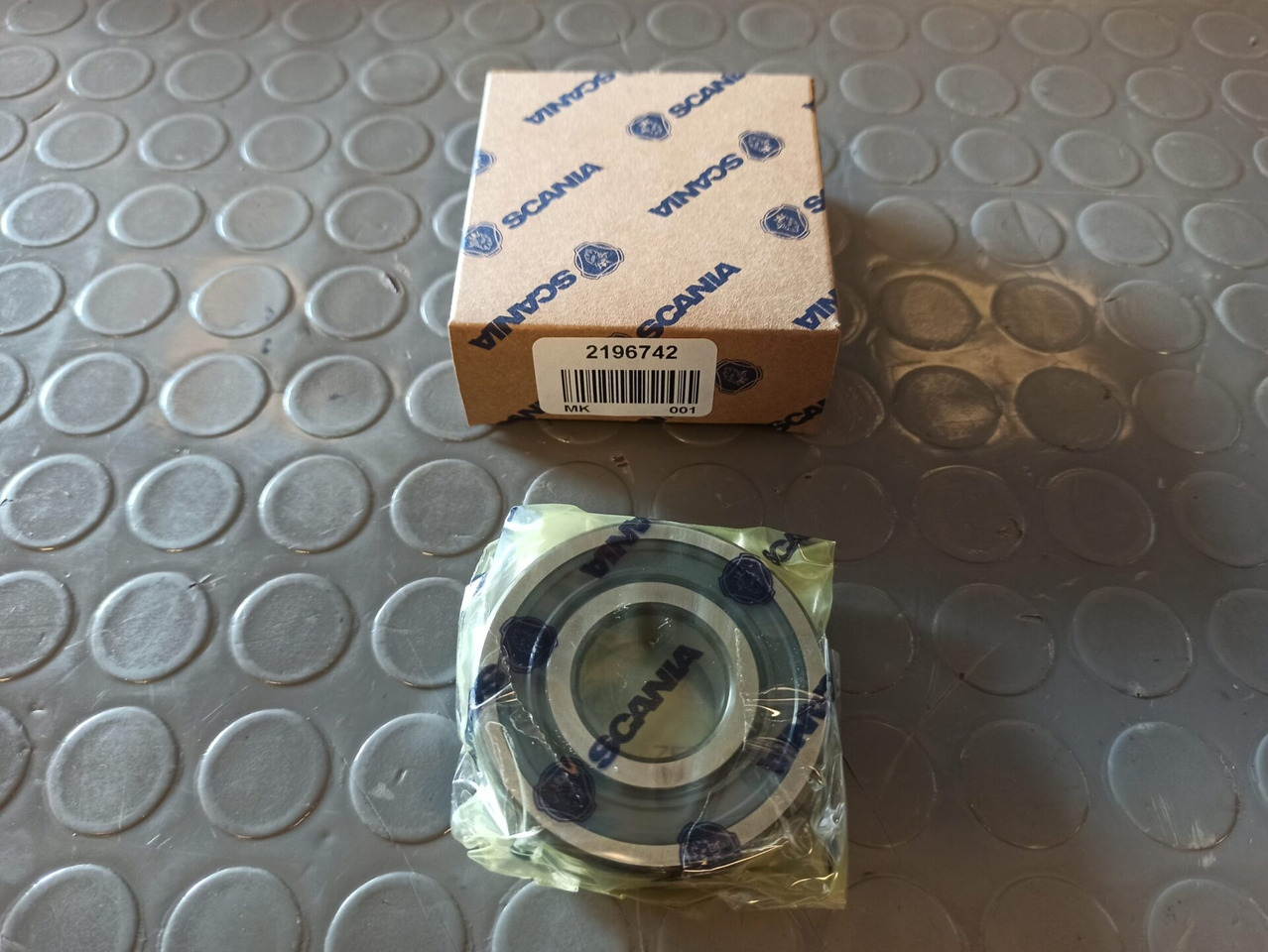 SCANIA FLYWHEEL BEARING - 2196742 - Zamajac za Kamion: slika 1 SCANIA FLYWHEEL BEARING - 2196742 - Zamajac za Kamion: slika 1