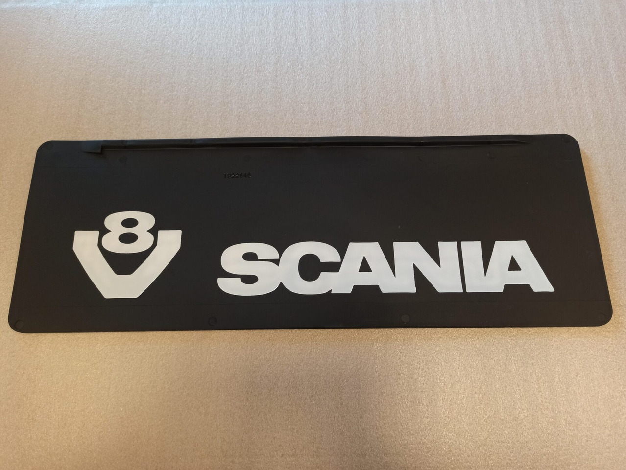 SCANIA MUDFLAP LEFT V8 - 1922646 - Blatobran za Kamion: slika 1 SCANIA MUDFLAP LEFT V8 - 1922646 - Blatobran za Kamion: slika 1