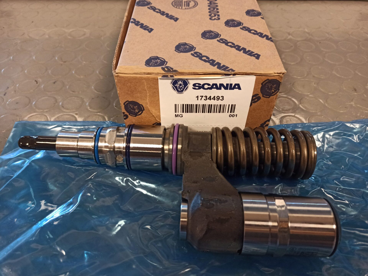 SCANIA UNIT INJECTOR - 1734493 - Ubrizgač za Kamion: slika 1 SCANIA UNIT INJECTOR - 1734493 - Ubrizgač za Kamion: slika 1