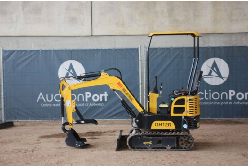 AGT Industrial QH12R - Mini bager: slika 2 AGT Industrial QH12R - Mini bager: slika 2
