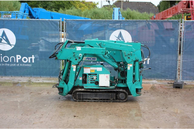 Aichi UJ012 - Kran guseničar: slika 2 Aichi UJ012 - Kran guseničar: slika 2