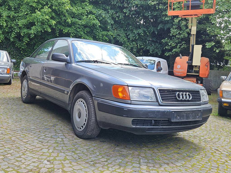 Audi 100 2.4D - Limuzina: slika 5 Audi 100 2.4D - Limuzina: slika 5