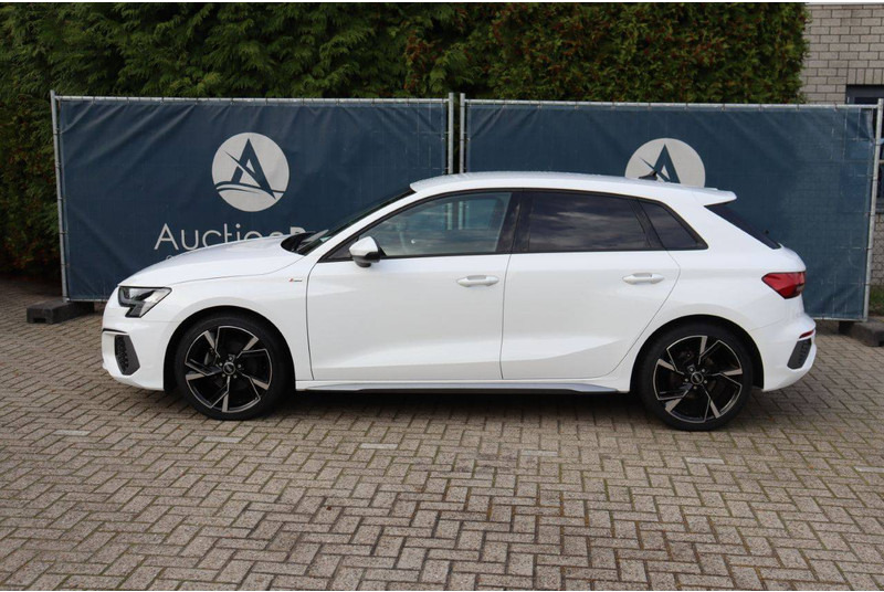 Audi A3 Sportback - Limuzina: slika 2 Audi A3 Sportback - Limuzina: slika 2