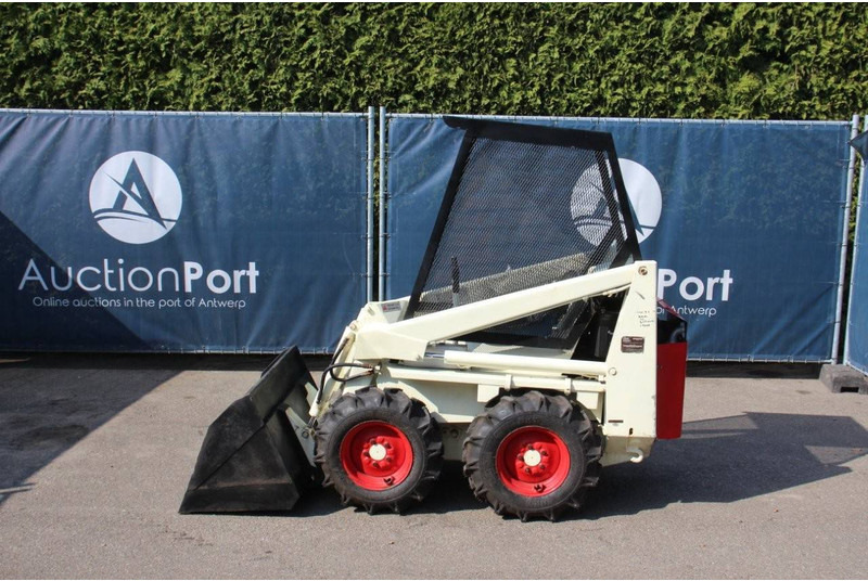 Bobcat 315 - Utovarivač točkaš: slika 2 Bobcat 315 - Utovarivač točkaš: slika 2