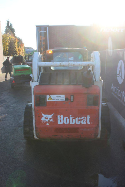 Bobcat T190 - Utovarivač guseničar: slika 4 Bobcat T190 - Utovarivač guseničar: slika 4