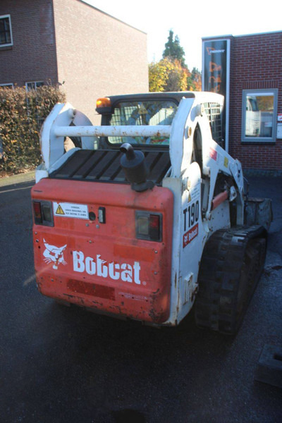 Bobcat T190 - Utovarivač guseničar: slika 5 Bobcat T190 - Utovarivač guseničar: slika 5