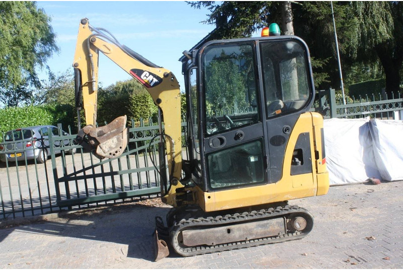 Caterpillar 301.6C - Mini bager: slika 4 Caterpillar 301.6C - Mini bager: slika 4