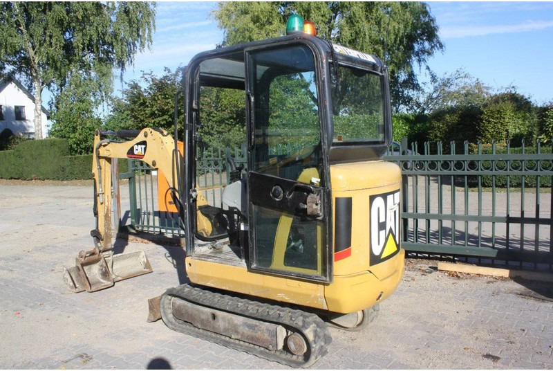 Caterpillar 301.6C - Mini bager: slika 3 Caterpillar 301.6C - Mini bager: slika 3