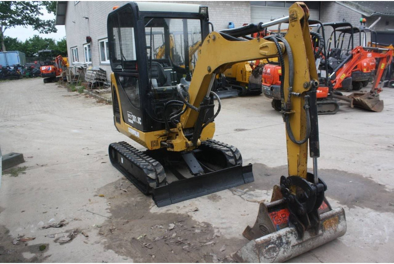 Caterpillar 301.8C - Mini bager: slika 4 Caterpillar 301.8C - Mini bager: slika 4