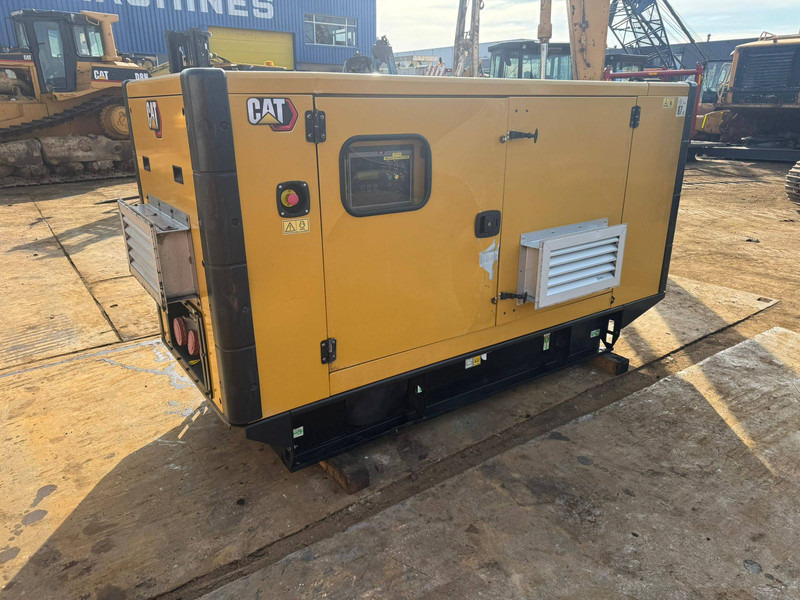 Caterpillar 3054C - Set generatora: slika 2 Caterpillar 3054C - Set generatora: slika 2
