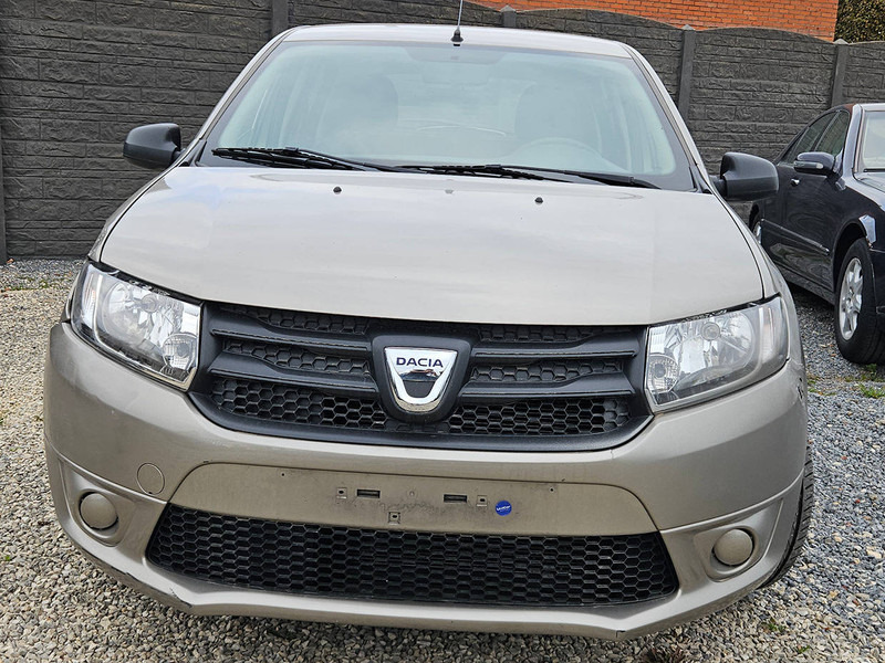 Dacia Sandero (II) 1.2 - Limuzina: slika 4 Dacia Sandero (II) 1.2 - Limuzina: slika 4
