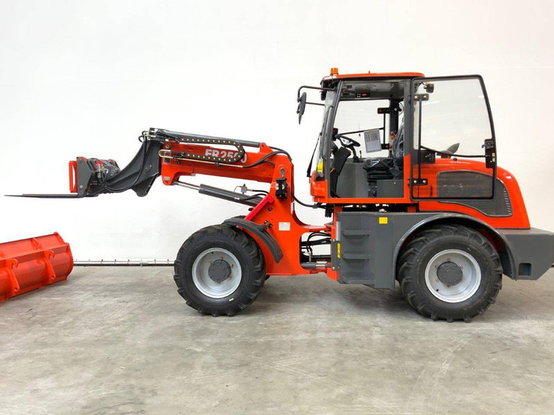 Everun ER2500 - Utovarivač točkaš: slika 4 Everun ER2500 - Utovarivač točkaš: slika 4