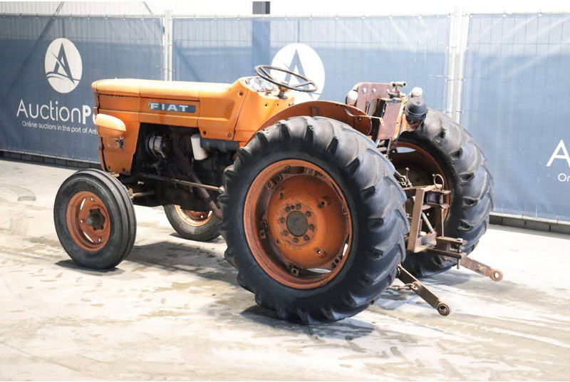 Fiat Vigneto 450 - Traktor: slika 3 Fiat Vigneto 450 - Traktor: slika 3