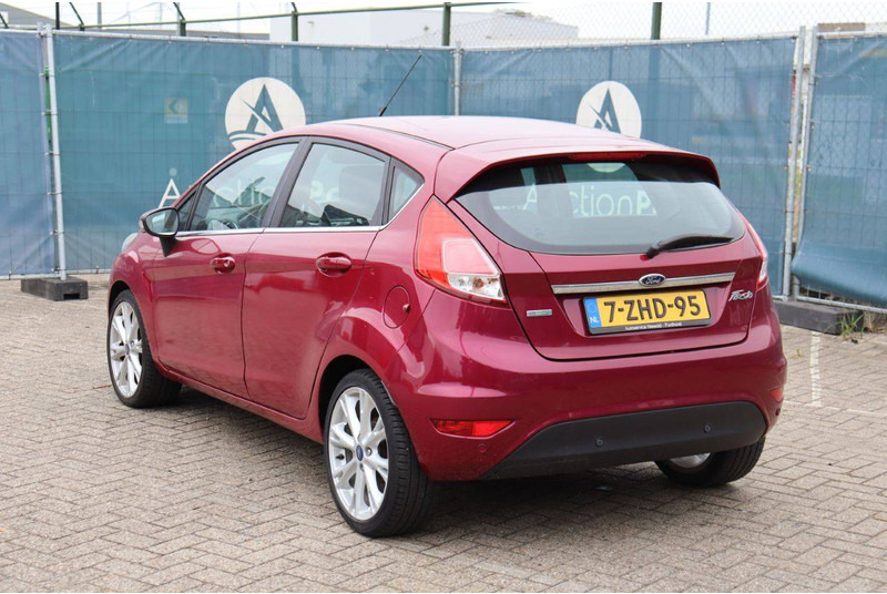 Ford Fiesta - Limuzina: slika 4 Ford Fiesta - Limuzina: slika 4