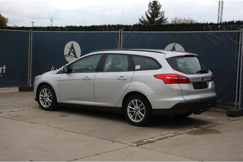 Ford Focus - Limuzina: slika 3 Ford Focus - Limuzina: slika 3