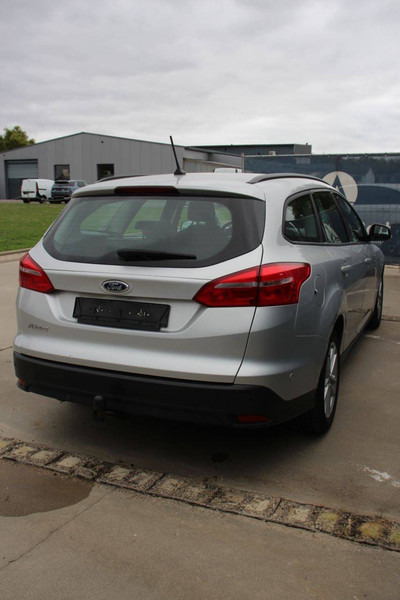 Ford Focus - Limuzina: slika 5 Ford Focus - Limuzina: slika 5