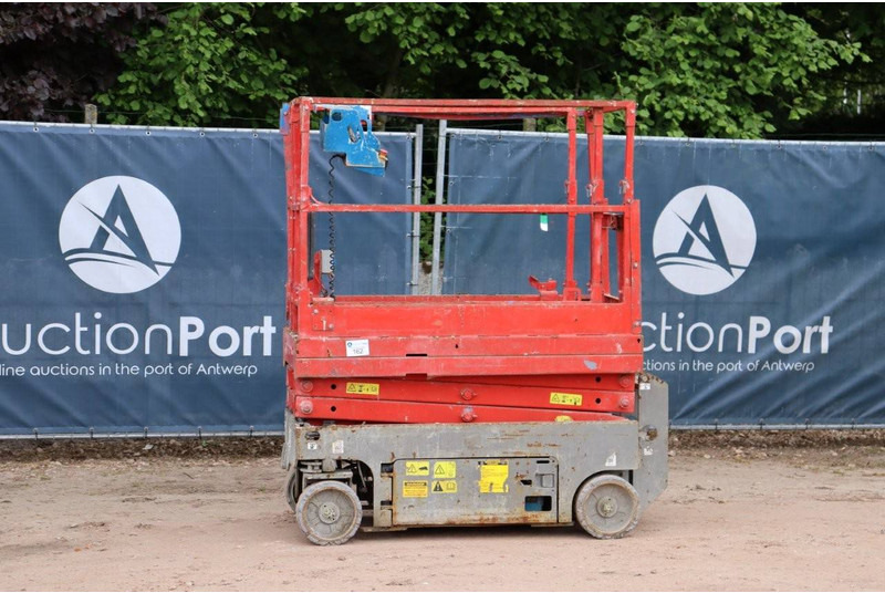Genie GS-1532 - Lift u obliku makaza: slika 1 Genie GS-1532 - Lift u obliku makaza: slika 1