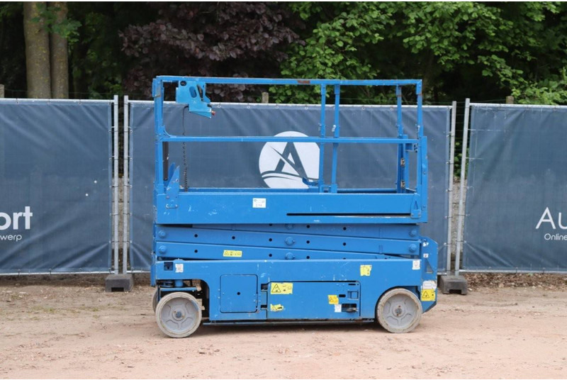 Genie GS-2032 - Lift u obliku makaza: slika 1 Genie GS-2032 - Lift u obliku makaza: slika 1