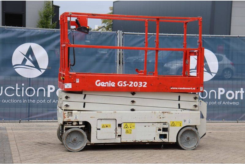 Genie GS-2032 - Lift u obliku makaza: slika 1 Genie GS-2032 - Lift u obliku makaza: slika 1