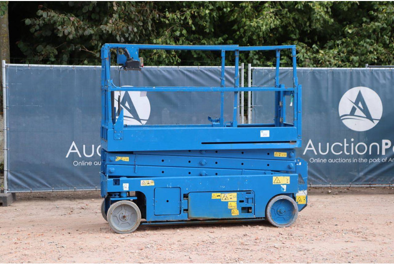 Genie GS-2032 - Lift u obliku makaza: slika 1 Genie GS-2032 - Lift u obliku makaza: slika 1
