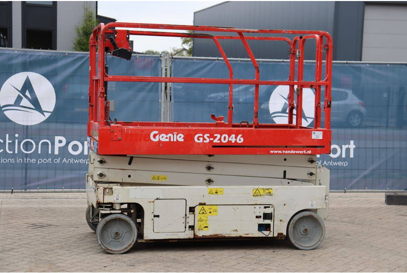 Genie GS-2046 - Lift u obliku makaza: slika 1 Genie GS-2046 - Lift u obliku makaza: slika 1