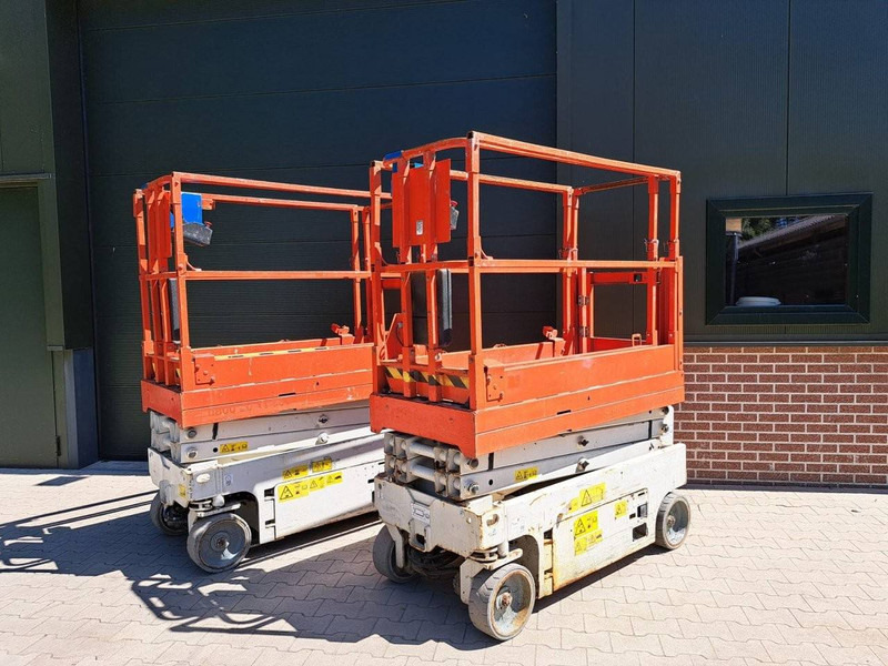 Genie GS1532 - Lift u obliku makaza: slika 1 Genie GS1532 - Lift u obliku makaza: slika 1