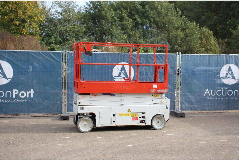 Genie GS2032 - Lift u obliku makaza: slika 1 Genie GS2032 - Lift u obliku makaza: slika 1