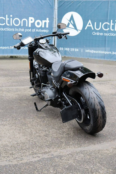Harley-Davidson Fat Bob - Motocikl: slika 4 Harley-Davidson Fat Bob - Motocikl: slika 4