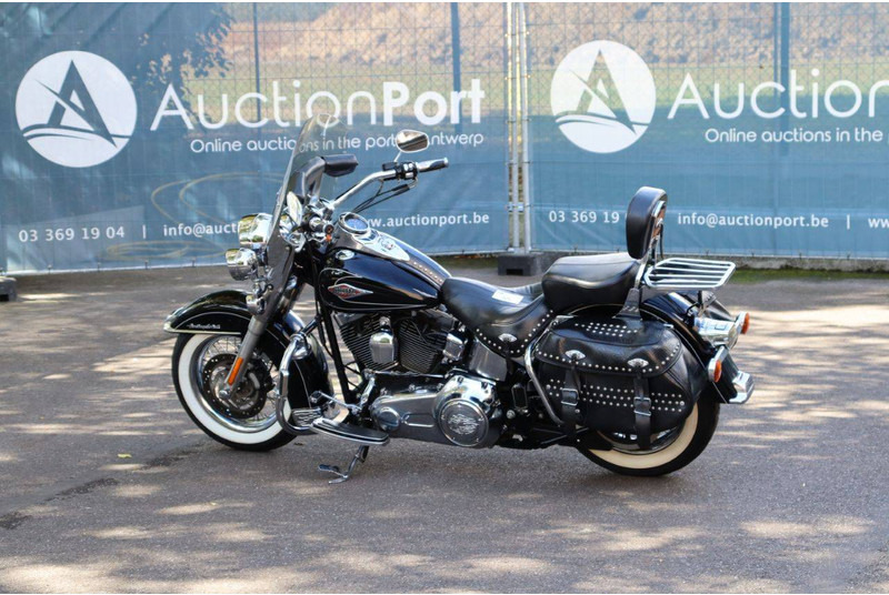 Harley-Davidson Heritage Softail Classic - Motocikl: slika 3 Harley-Davidson Heritage Softail Classic - Motocikl: slika 3