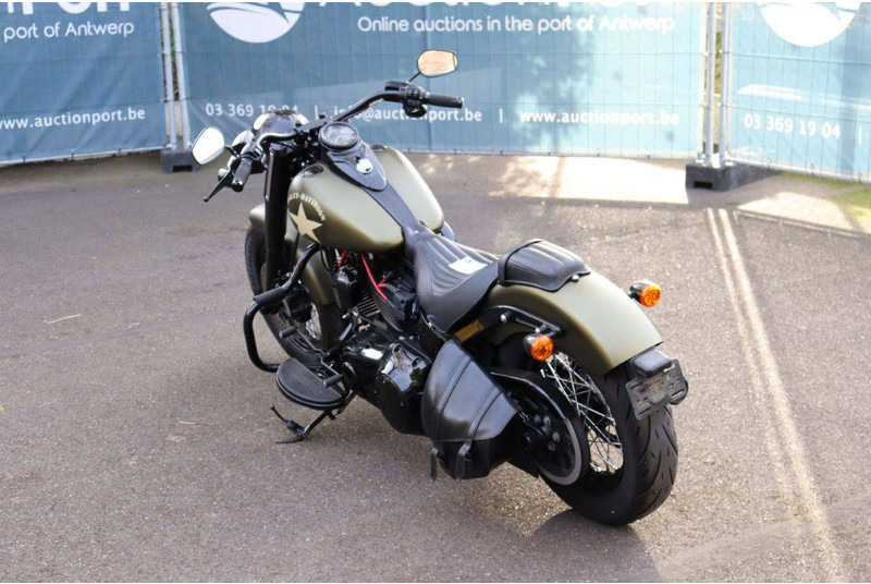 Harley-Davidson Slim S - Motocikl: slika 4 Harley-Davidson Slim S - Motocikl: slika 4