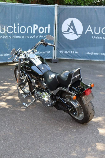 Harley-Davidson Softail Custom - Motocikl: slika 4 Harley-Davidson Softail Custom - Motocikl: slika 4