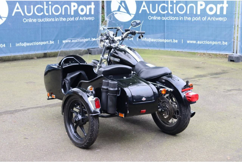 Harley-Davidson Sporster XL883 - Motocikl: slika 4 Harley-Davidson Sporster XL883 - Motocikl: slika 4