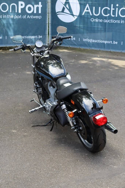 Harley-Davidson Sportster XL883 - Motocikl: slika 4 Harley-Davidson Sportster XL883 - Motocikl: slika 4