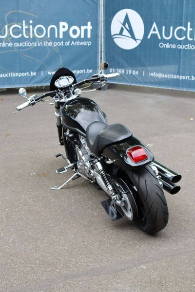 Harley-Davidson V-Rod VRSC - Motocikl: slika 4 Harley-Davidson V-Rod VRSC - Motocikl: slika 4