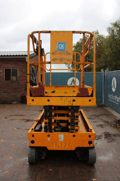 Haulotte Compact 12 - Lift u obliku makaza: slika 4 Haulotte Compact 12 - Lift u obliku makaza: slika 4