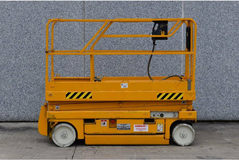 Haulotte Compact 8 - Lift u obliku makaza: slika 2 Haulotte Compact 8 - Lift u obliku makaza: slika 2