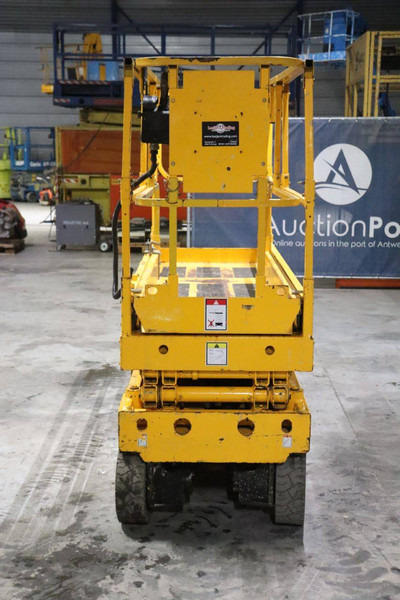 Haulotte Compact 8 - Lift u obliku makaza: slika 5 Haulotte Compact 8 - Lift u obliku makaza: slika 5