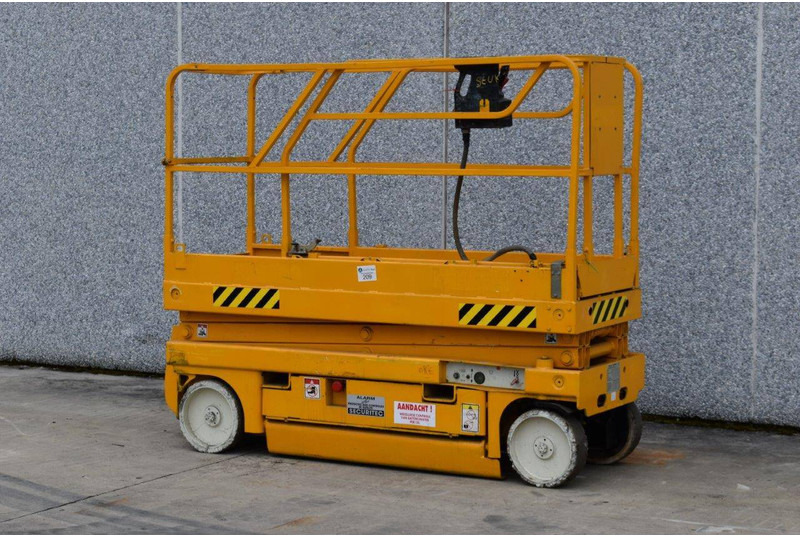 Haulotte Compact 8 - Lift u obliku makaza: slika 3 Haulotte Compact 8 - Lift u obliku makaza: slika 3