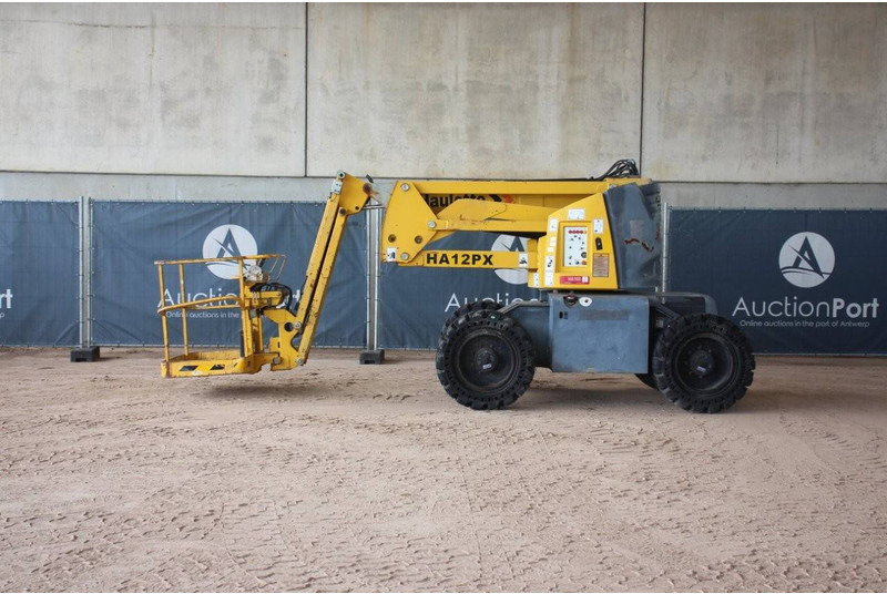 Haulotte HA12PX - Zglobna platforma: slika 2 Haulotte HA12PX - Zglobna platforma: slika 2