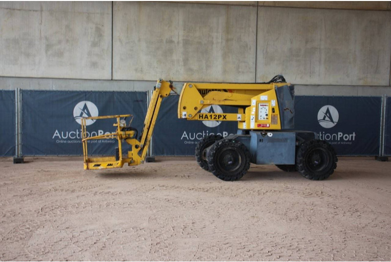 Haulotte HA12PX - Zglobna platforma: slika 1 Haulotte HA12PX - Zglobna platforma: slika 1